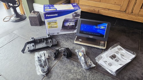 Panasonic ls82 portable dvd - ls82,