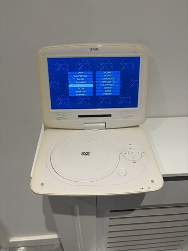 Logik portable dvd player - logik,